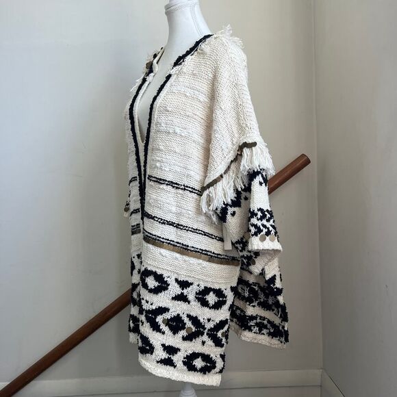 Anthropologie Coastal Boho Oversized Fringe Poncho Sweater Tunic Top NWT NEW - Picture 4 of 12